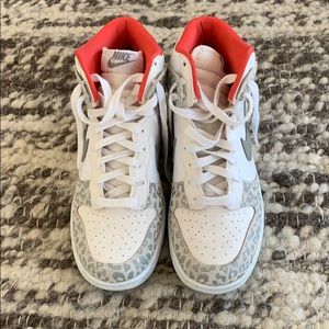 Nike white leopard high top Dunks (size 7)